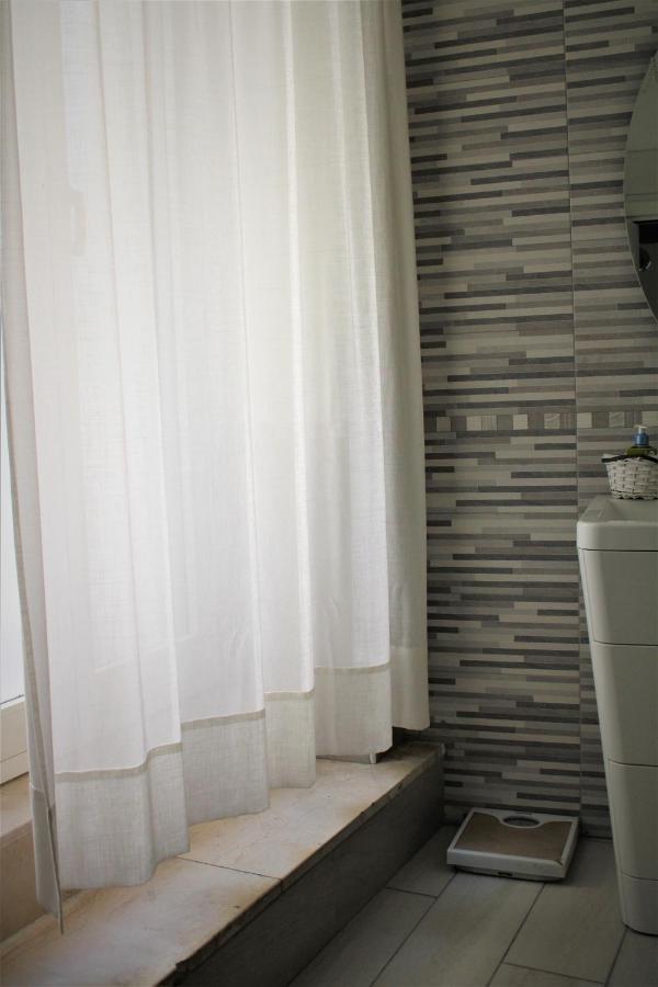 B E B La Fontana Del Carmine Apartment Lucera Bagian luar foto